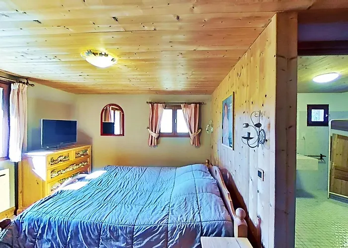 Casa-chalet Du Torchet: Luxe Avec Vue لا بلاني